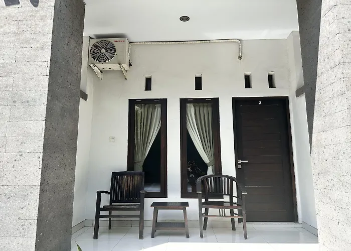 ホテル Warta Sari *