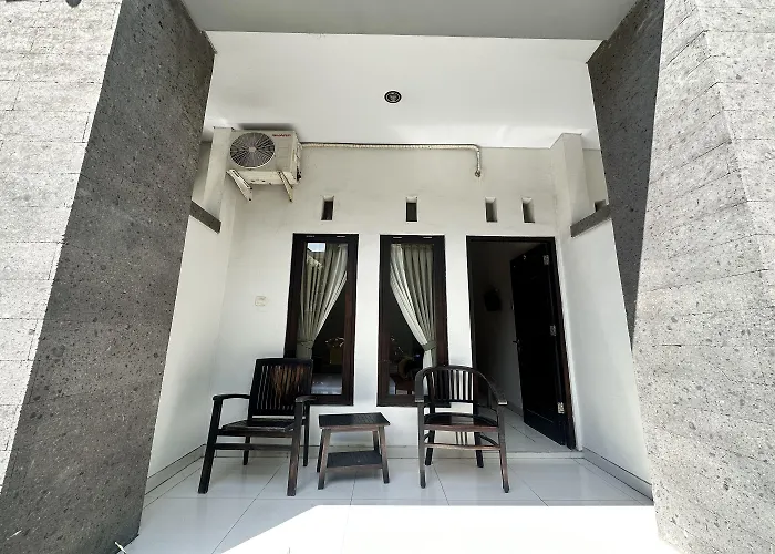ホテル Warta Sari